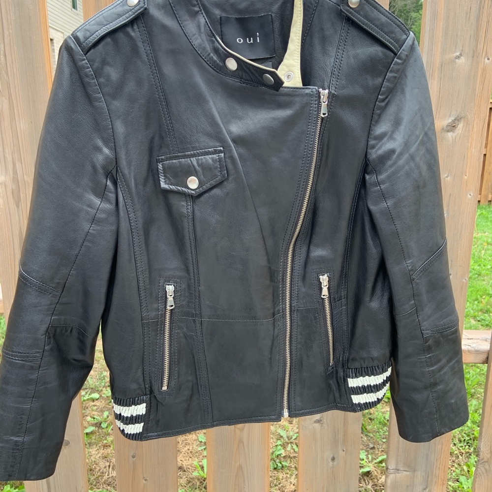 Oui Black Leather Bomber Jacket
